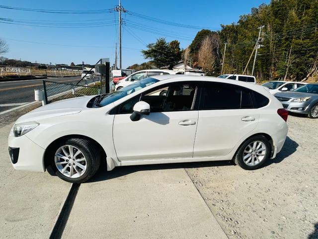 インプレッサスポーツ 2.0iアイサイト 4WD ナビ・TV・Bカメラ・キーレス盗難防止システム(3枚目)