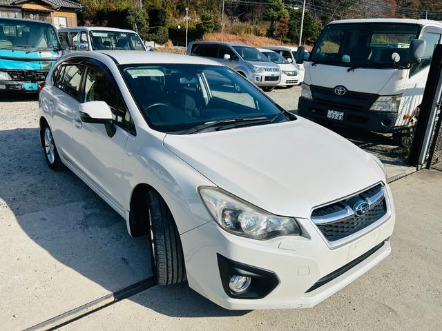 インプレッサスポーツ 2.0iアイサイト 4WD ナビ・TV・Bカメラ・キーレス盗難防止システム(10枚目)