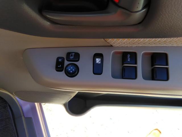 スペーシア Ｘ　電動スライド　ナビＴＶ　Ｂｌｕｅｔｏｏｔｈ　スマートキー　ＤＶＤ再生　イモビライザー　オートエアコン　アイドリングストップ　ＡＢＳ　パワーウインドウ　走行：７００００ＫＭ（17枚目）