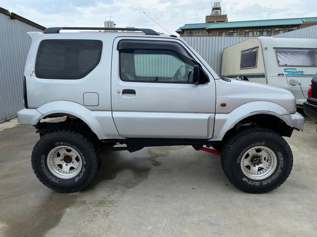 JZリフトアップ 社外ホイール 革シート 4WD ABS(4枚目)