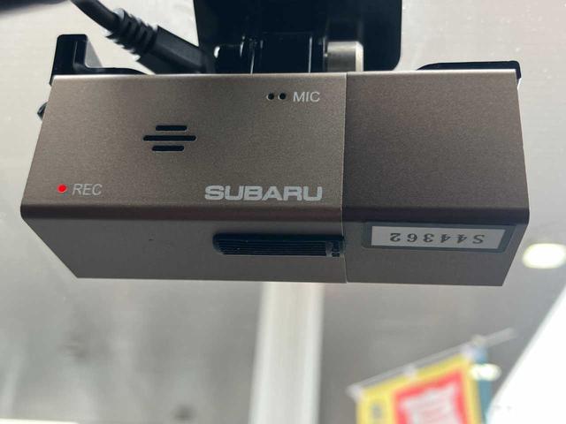 レヴォーグ １．６ＧＴアイサイト　ターボ☆純正ナビ☆バックカメラ☆ＥＴＣ☆ドライブレコーダー☆衝突軽減装置☆クルーズコントロール☆ステアリングリモコン☆ＬＥＤヘッドライト☆純正アルミホイール（15枚目）