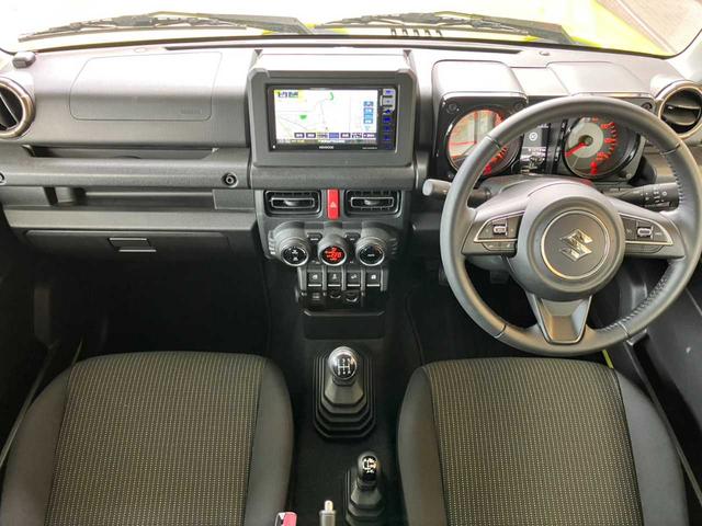 ジムニー ＸＣ　５ＭＴ☆社外ナビ☆ＥＴＣ☆ドライブレコーダー☆衝突軽減装置☆社外サスペンション☆クルーズコントロール☆ステアリングリモコン☆ＬＥＤヘッドライト☆純正アルミホイール（2枚目）