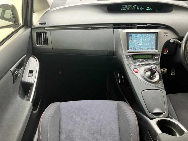 プリウス Ｓツーリングセレクション・Ｇ’ｓ　純正ナビ☆バックカメラ☆ＥＴＣ☆ドライブレコーダー☆Ｂｌｕｅｔｏｏｔｈ☆スマートキー☆オートライト☆ステアリングリモコン☆ＨＩＤヘッドライト☆フォグランプ☆Ｇ’ｓ純正アルミホイール（45枚目）