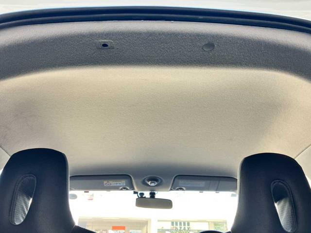 TOYOTA IQ 130G LEATHER PACKAGE