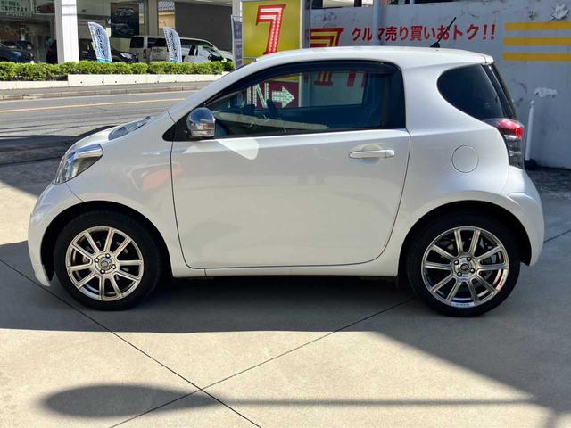 TOYOTA IQ 130G LEATHER PACKAGE