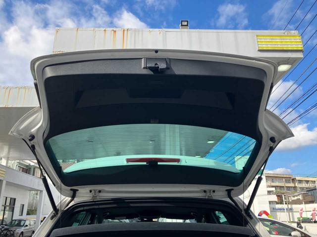 ゴルフ GTI ターボ☆社外ナビ☆バックカメラ☆ETC☆ドライブレコーダー☆オートライト☆クルーズコントロール☆ステアリングリモコン☆Bluetooth☆ミュージックサーバー☆HIDヘッドライト☆純正アルミホイール(35枚目)