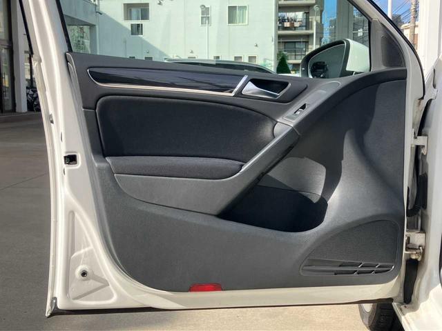 ゴルフ GTI ターボ☆社外ナビ☆バックカメラ☆ETC☆ドライブレコーダー☆オートライト☆クルーズコントロール☆ステアリングリモコン☆Bluetooth☆ミュージックサーバー☆HIDヘッドライト☆純正アルミホイール(37枚目)
