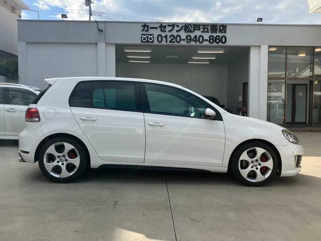 ゴルフ GTI ターボ☆社外ナビ☆バックカメラ☆ETC☆ドライブレコーダー☆オートライト☆クルーズコントロール☆ステアリングリモコン☆Bluetooth☆ミュージックサーバー☆HIDヘッドライト☆純正アルミホイール(40枚目)