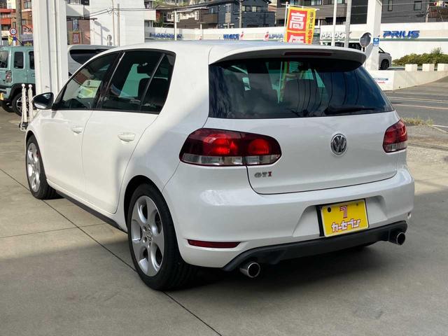 ゴルフ GTI ターボ☆社外ナビ☆バックカメラ☆ETC☆ドライブレコーダー☆オートライト☆クルーズコントロール☆ステアリングリモコン☆Bluetooth☆ミュージックサーバー☆HIDヘッドライト☆純正アルミホイール(43枚目)