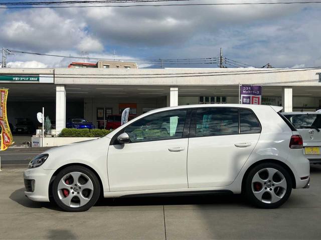 ゴルフ GTI ターボ☆社外ナビ☆バックカメラ☆ETC☆ドライブレコーダー☆オートライト☆クルーズコントロール☆ステアリングリモコン☆Bluetooth☆ミュージックサーバー☆HIDヘッドライト☆純正アルミホイール(44枚目)