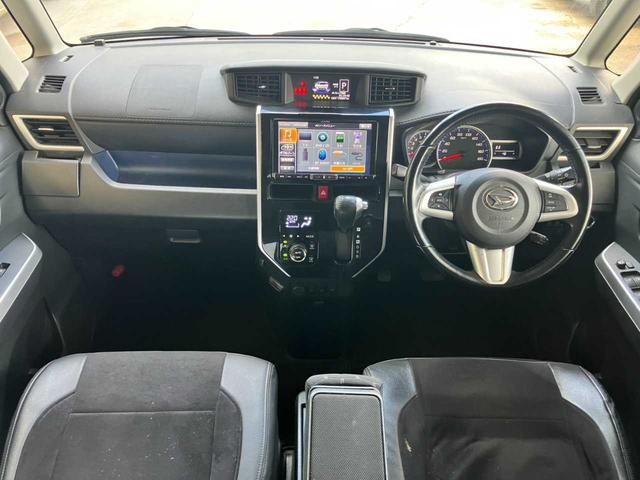 トール カスタムＧ　ＳＡＩＩ　４ＷＤ☆純正ナビ☆バックカメラ☆ＥＴＣ☆Ｂｌｕｅｔｏｏｔｈ☆後席モニター☆両側電動スライドドア☆衝突軽減装置☆クルーズコントロール☆シートヒーター☆ＬＥＤヘッドライト☆純正アルミホイール（6枚目）