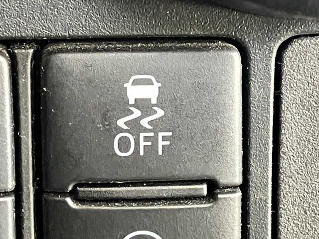 トール カスタムＧ　ＳＡＩＩ　４ＷＤ☆純正ナビ☆バックカメラ☆ＥＴＣ☆Ｂｌｕｅｔｏｏｔｈ☆後席モニター☆両側電動スライドドア☆衝突軽減装置☆クルーズコントロール☆シートヒーター☆ＬＥＤヘッドライト☆純正アルミホイール（23枚目）