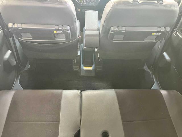 トール カスタムＧ　ＳＡＩＩ　４ＷＤ☆純正ナビ☆バックカメラ☆ＥＴＣ☆Ｂｌｕｅｔｏｏｔｈ☆後席モニター☆両側電動スライドドア☆衝突軽減装置☆クルーズコントロール☆シートヒーター☆ＬＥＤヘッドライト☆純正アルミホイール（45枚目）