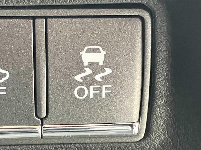 スカイライン 350GT ハイブリッド タイプSP ハイブリッド☆スポーツチューンドブレーキ☆純正ナビ☆全方位モニター☆衝突軽減装置☆エマージェンシーブレーキ☆オートクルーズ☆ドライビングモードセレクター☆NissanConnectナビゲーション(20枚目)