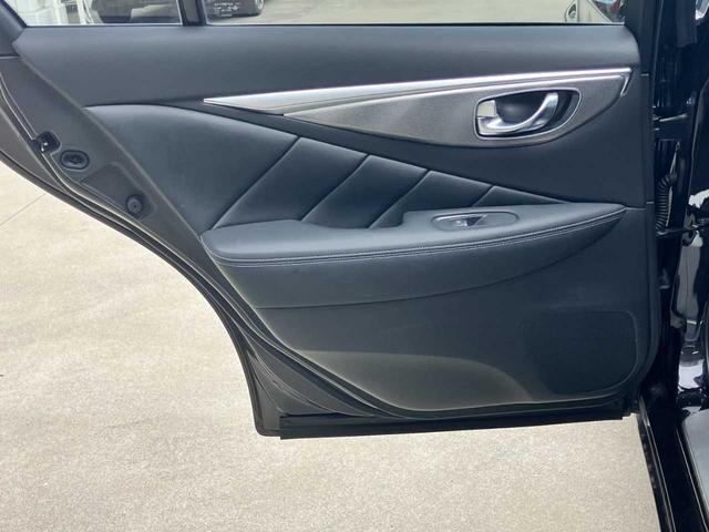 スカイライン 350GT ハイブリッド タイプSP ハイブリッド☆スポーツチューンドブレーキ☆純正ナビ☆全方位モニター☆衝突軽減装置☆エマージェンシーブレーキ☆オートクルーズ☆ドライビングモードセレクター☆NissanConnectナビゲーション(49枚目)