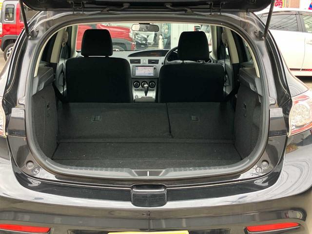 アクセラスポーツ １５Ｓナビエディション　純正ナビ☆バックカメラ☆ＥＴＣ☆スマートキー☆デュアルオートエアコン☆レインセンサー☆ミュージックサーバー☆オートライト☆ＨＩＤヘッドライト☆純正アルミホイール（23枚目）