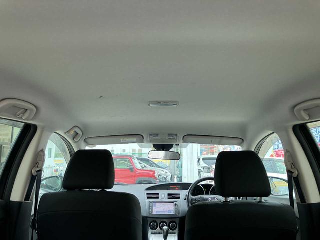 アクセラスポーツ １５Ｓナビエディション　純正ナビ☆バックカメラ☆ＥＴＣ☆スマートキー☆デュアルオートエアコン☆レインセンサー☆ミュージックサーバー☆オートライト☆ＨＩＤヘッドライト☆純正アルミホイール（24枚目）