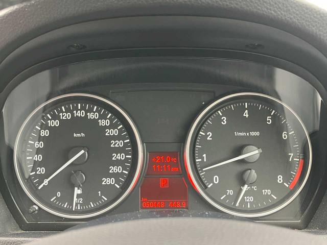 ３シリーズ ３３５ｉ　Ｍスポーツパッケージ　純正ナビ☆ＥＴＣ☆クリアランスソナー☆サンルーフ☆レザーシート☆パワーシート☆シートヒーター☆クルーズコントロール☆ＨＩＤヘッドライト☆純正アルミホイール（7枚目）