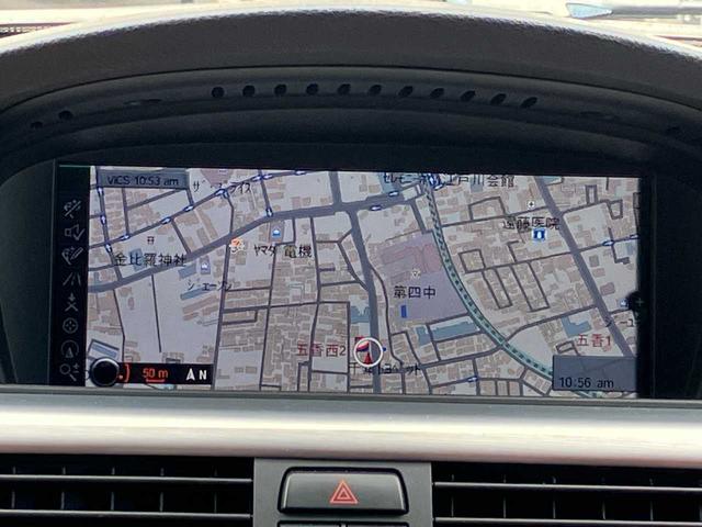 ３シリーズ ３３５ｉ　Ｍスポーツパッケージ　純正ナビ☆ＥＴＣ☆クリアランスソナー☆サンルーフ☆レザーシート☆パワーシート☆シートヒーター☆クルーズコントロール☆ＨＩＤヘッドライト☆純正アルミホイール（8枚目）