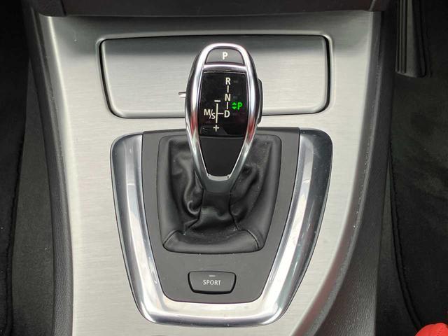 ３シリーズ ３３５ｉ　Ｍスポーツパッケージ　純正ナビ☆ＥＴＣ☆クリアランスソナー☆サンルーフ☆レザーシート☆パワーシート☆シートヒーター☆クルーズコントロール☆ＨＩＤヘッドライト☆純正アルミホイール（11枚目）