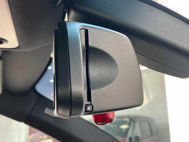 ３シリーズ ３３５ｉ　Ｍスポーツパッケージ　純正ナビ☆ＥＴＣ☆クリアランスソナー☆サンルーフ☆レザーシート☆パワーシート☆シートヒーター☆クルーズコントロール☆ＨＩＤヘッドライト☆純正アルミホイール（18枚目）