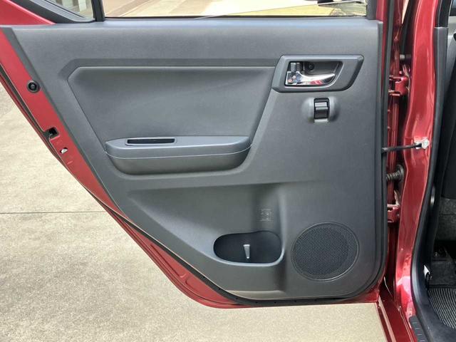 ピクシスエポック Ｘ　ＳＡＩＩＩ　純正ＣＤオーディオ☆キーレス☆ドライブレコーダー☆クリアランスソナー☆衝突軽減装置☆レーンキープアシスト☆オートハイビーム☆アイドリングストップ☆プライバシーガラス☆ＬＥＤヘッドライト（42枚目）