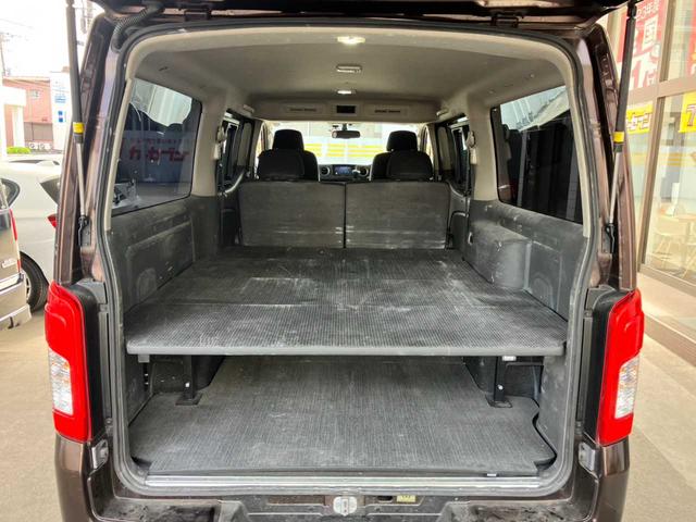 NV350キャラバンバン ロングプレミアムGXターボ ディーゼルターボ☆荷室床嵩上架装☆低床☆パノラマモニター☆ナビゲーション☆前後ドライブレコーダー☆ETC☆衝突軽減装置☆電動格納ミラー☆(20枚目)