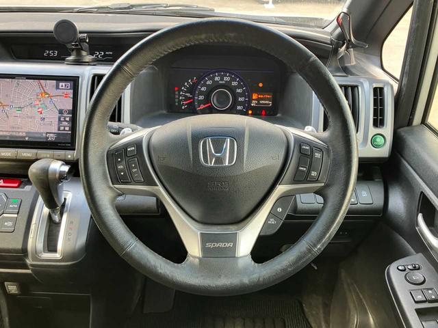 ステップワゴンスパーダ Ｚ　純正ナビ☆バックカメラ☆ＥＴＣ☆ドライブレコーダー☆クルーズコントロール☆ステアリングリモコン☆両側電動スライドドア☆Ｂｌｕｅｔｏｏｔｈ☆スマートキー☆ＨＩＤヘッドライト☆純正アルミホイール（16枚目）