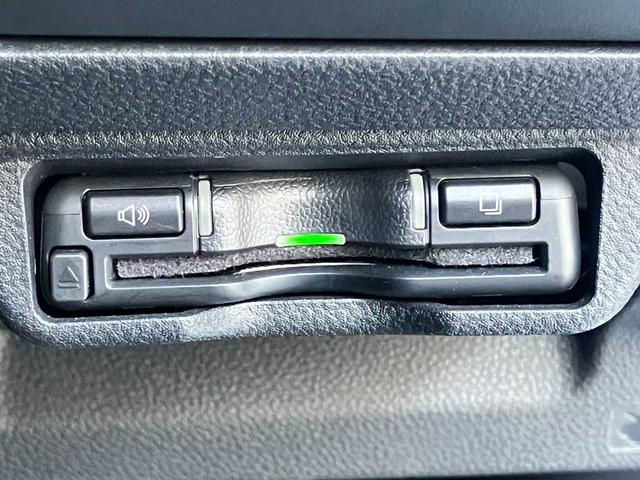 ＷＲＸ Ｓ４ ＳＴＩスポーツＲ　ＥＸ　☆ＳＴＩパフォーマンスホイール☆ＳＴＩ　Ｐ．Ｐ　ＣＯＭＰ　ＫＩＴ☆ＳＴＩラテラルリンクセット☆ＳＴＩパフォーマンスマフラー付属☆１１．６インチセンターインフォメーションディスプレイ（15枚目）