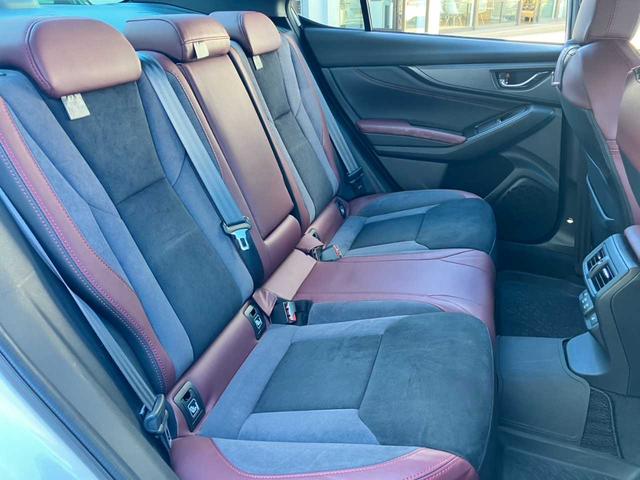 ＷＲＸ Ｓ４ ＳＴＩスポーツＲ　ＥＸ　☆ＳＴＩパフォーマンスホイール☆ＳＴＩ　Ｐ．Ｐ　ＣＯＭＰ　ＫＩＴ☆ＳＴＩラテラルリンクセット☆ＳＴＩパフォーマンスマフラー付属☆１１．６インチセンターインフォメーションディスプレイ（42枚目）