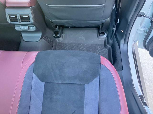 ＷＲＸ Ｓ４ ＳＴＩスポーツＲ　ＥＸ　☆ＳＴＩパフォーマンスホイール☆ＳＴＩ　Ｐ．Ｐ　ＣＯＭＰ　ＫＩＴ☆ＳＴＩラテラルリンクセット☆ＳＴＩパフォーマンスマフラー付属☆１１．６インチセンターインフォメーションディスプレイ（43枚目）