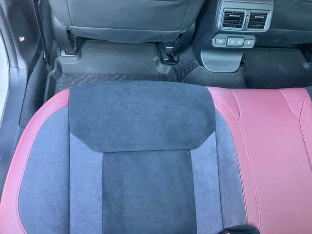 ＷＲＸ Ｓ４ ＳＴＩスポーツＲ　ＥＸ　☆ＳＴＩパフォーマンスホイール☆ＳＴＩ　Ｐ．Ｐ　ＣＯＭＰ　ＫＩＴ☆ＳＴＩラテラルリンクセット☆ＳＴＩパフォーマンスマフラー付属☆１１．６インチセンターインフォメーションディスプレイ（45枚目）