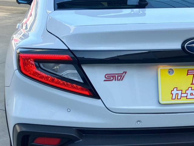 ＷＲＸ Ｓ４ ＳＴＩスポーツＲ　ＥＸ　☆ＳＴＩパフォーマンスホイール☆ＳＴＩ　Ｐ．Ｐ　ＣＯＭＰ　ＫＩＴ☆ＳＴＩラテラルリンクセット☆ＳＴＩパフォーマンスマフラー付属☆１１．６インチセンターインフォメーションディスプレイ（71枚目）