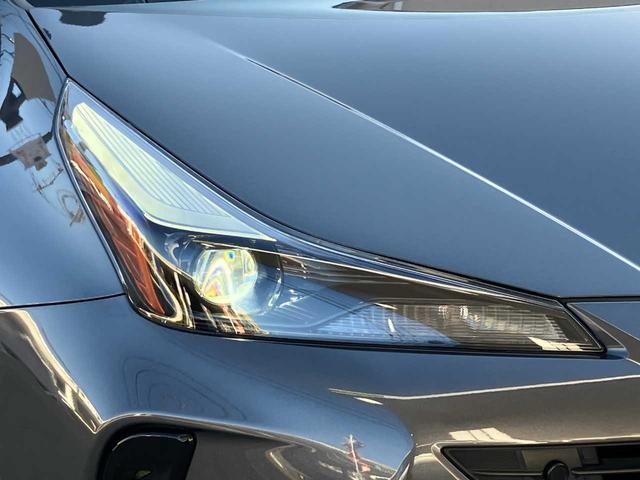 プリウス Ｓツーリングセレクション・ブラックエディション　純正ナビ☆バックカメラ☆ＥＴＣ☆ドライブレコーダー☆衝突軽減装置☆クルーズコントロール☆ステアリングリモコン☆Ｍｉｒａｃａｓｔ☆シートヒーター☆ＬＥＤヘッドライト☆純正アルミホイール（52枚目）