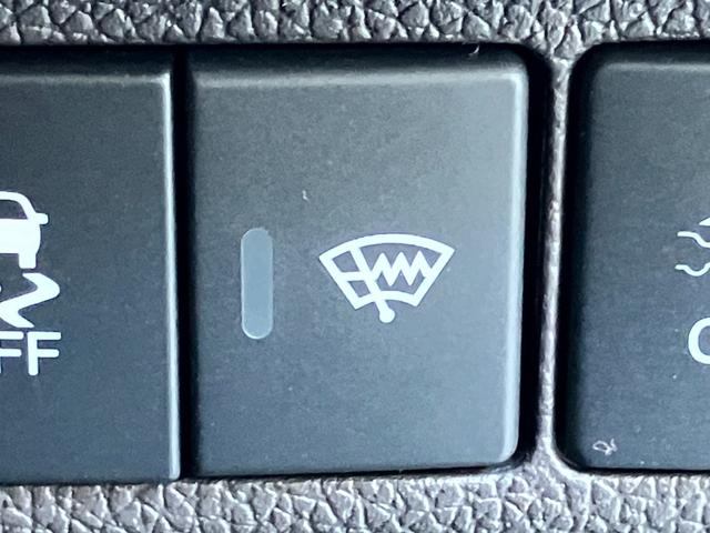 フリード G・ホンダセンシング 7人乗☆純正ナビ☆バックカメラ☆ETC☆ドライブレコーダー☆フリップダウンモニター☆シートヒーター☆クルーズコントロール☆衝突軽減装置☆両側電動スライドドア☆スマートキー☆純正ホイール(23枚目)