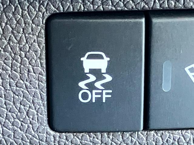 フリード G・ホンダセンシング 7人乗☆純正ナビ☆バックカメラ☆ETC☆ドライブレコーダー☆フリップダウンモニター☆シートヒーター☆クルーズコントロール☆衝突軽減装置☆両側電動スライドドア☆スマートキー☆純正ホイール(24枚目)