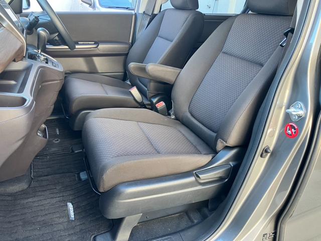 フリード G・ホンダセンシング 7人乗☆純正ナビ☆バックカメラ☆ETC☆ドライブレコーダー☆フリップダウンモニター☆シートヒーター☆クルーズコントロール☆衝突軽減装置☆両側電動スライドドア☆スマートキー☆純正ホイール(41枚目)