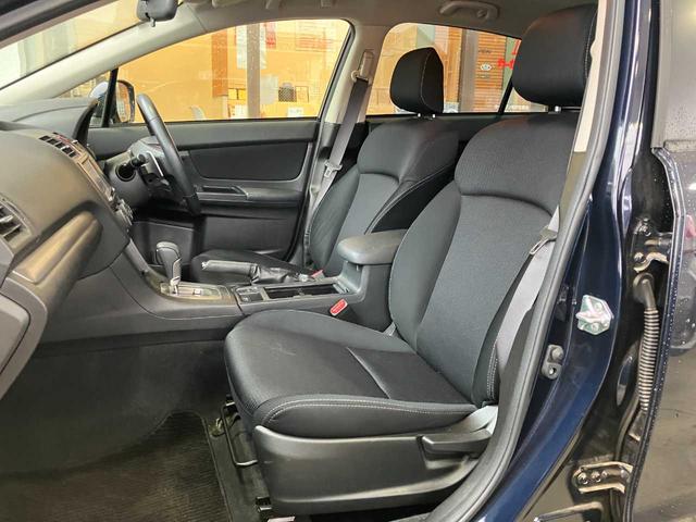 インプレッサスポーツ 2.0iアイサイト 社外ナビ☆バックカメラ☆ドライブレコーダー☆衝突軽減装置☆クルーズコントロール☆キーレス☆Bluetooth☆フルセグTV☆HIDヘッドライト☆純正アルミホイール(29枚目)