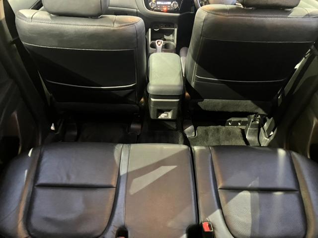 アウトランダーＰＨＥＶ Ｇプレミアムパッケージ　純正ナビ☆バックカメラ☆ＥＴＣ☆ドライブレコーダー☆レザーシート☆衝突軽減装置☆クルーズコントロール☆パワーシート☆Ｂｌｕｅｔｏｏｔｈ☆ＨＩＤヘッドライト☆純正アルミホイール（54枚目）