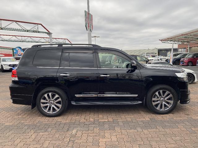 4WD/Sunroof/8-LeatherSeat/OneOwner/Navi/CD/DVD/AW/No-accidents/LeatherSeat/PowerSeat/BackCamera