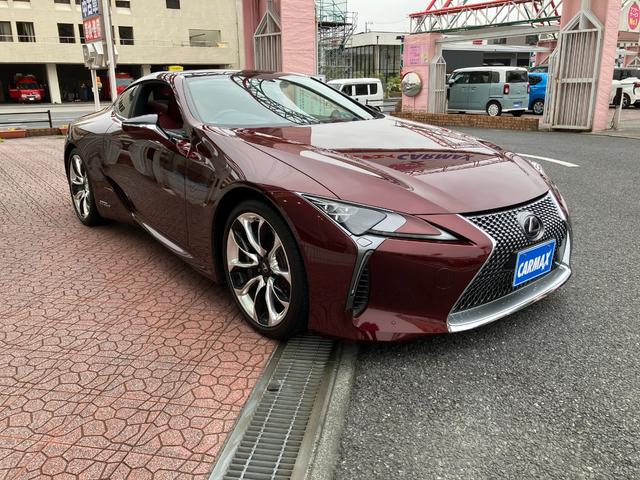 ＬＣ ＬＣ５００ｈ　Ｌパッケージ　サンルーフ　メーカーナビ　バックカメラ　クリアランスソナー　クルーズコントロール　レーンアシスト　衝突被害軽減　レザーシート　シートヒーター・ベンチレーション　ステアリングヒーター　ＬＥＤヘッドランプ（19枚目）