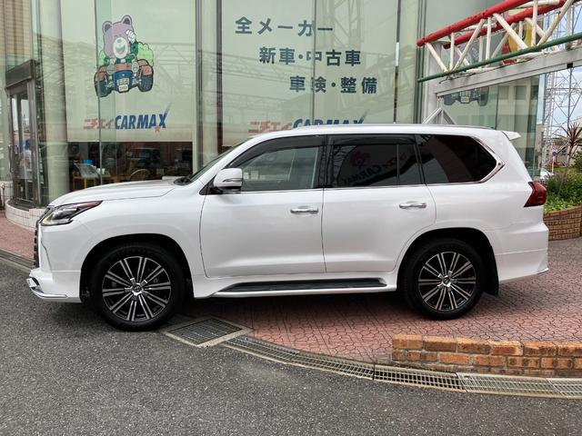 ＬＸ５７０　４ＷＤ　モデリスタエアロ　サンルーフ　パワーバックドア　メーカーナビ　パノラミックビューモニター　リアエンターテイメントシステム　クリアランスソナー　クルーズコントロール　レーンアシスト　衝突被害軽減(23枚目)