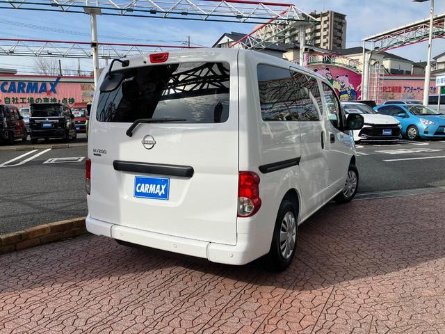 ＮＶ２００バネットバン 　福祉車両　スロープ　ウィンチ　リモコン　オートステップ　キーレスエントリー　パワーウィンドウ　衝突被害軽減システム　クリアランスソナー　アイドリングストップ　ヘッドライトレベライザー　電動格納ミラー（18枚目）