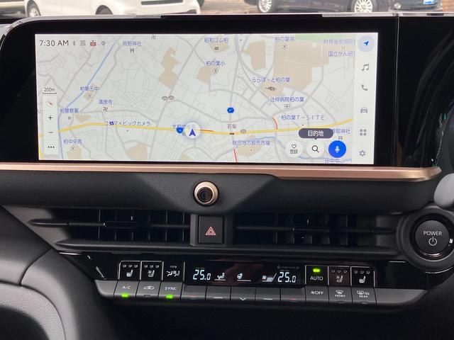 クラウンエステート Ｚ　４ＷＤ　モデリスタエアロ　寒冷地仕様　サンルーフ　パノラミックビューモニタ　パークアシスト　レーダークルコン　クリアランスソナー　レーンアシスト　パワーシート　衝突軽減　フェンダーアーチモールカラード（6枚目）