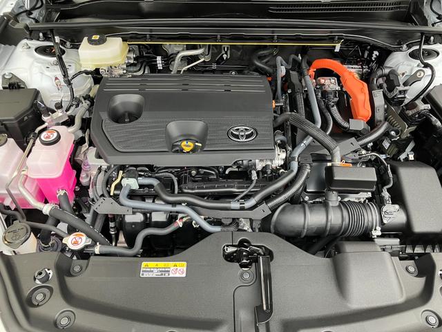 クラウンエステート Ｚ　４ＷＤ　モデリスタエアロ　寒冷地仕様　サンルーフ　パノラミックビューモニタ　パークアシスト　レーダークルコン　クリアランスソナー　レーンアシスト　パワーシート　衝突軽減　フェンダーアーチモールカラード（23枚目）