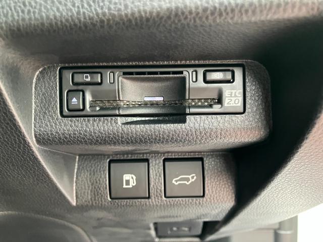 クラウンエステート Ｚ　４ＷＤ　モデリスタエアロ　寒冷地仕様　サンルーフ　パノラミックビューモニタ　パークアシスト　レーダークルコン　クリアランスソナー　レーンアシスト　パワーシート　衝突軽減　フェンダーアーチモールカラード（30枚目）