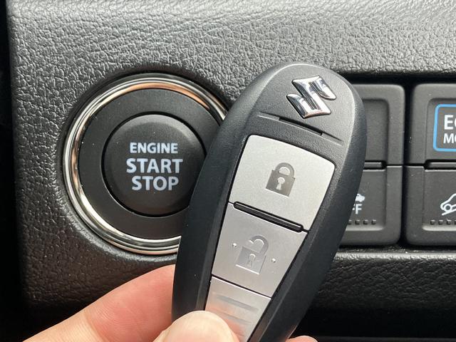 エスクード ベースグレード　４ＷＤ　ナビ　ＴＶ　バックカメラ　スマートキー　ＥＴＣ２．０　シートヒーター　クルーズコントロール　レーンアシスト　衝突被害軽減　ＬＥＤ　ヘッドライトウォッシャー　フォグ　ルーフレール　ハーフレザー（9枚目）