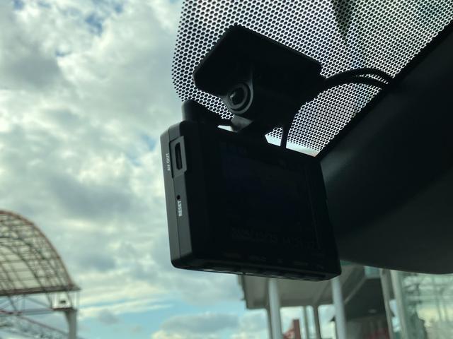 ヴェルファイアハイブリッド Z プレミア 4WD モデリスタエアロ サンルーフ フリップダウンモニター オートステップ ナビ TV パノラミックビューモニター レーダークルコン クリアランスソナー レーンアシスト 衝突軽減 オットマン LED(13枚目)