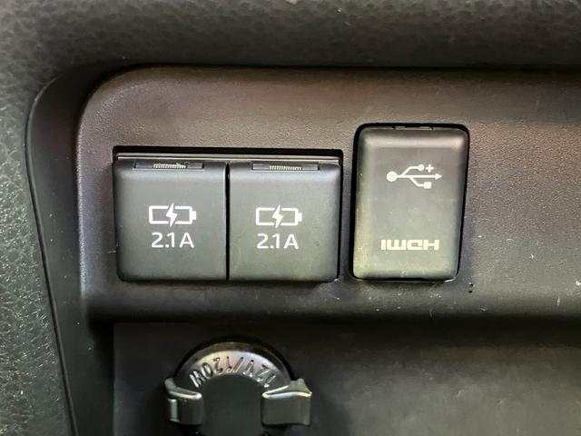 エスクァイア ハイブリッドＧｉプレミアムパッケジブラックテーラード　フリップダウンモニター　ナビ　ＴＶ　バックカメラ　純正ドラレコ　クリアランスソナー　クルコン　レーンアシスト　衝突被害軽減　両側電動スライドドア　オートマチックハイビーム　ＬＥＤ　ハーフレザーシート（33枚目）