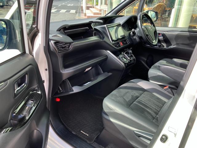 エスクァイア ハイブリッドＧｉプレミアムパッケジブラックテーラード　フリップダウンモニター　ナビ　ＴＶ　バックカメラ　純正ドラレコ　クリアランスソナー　クルコン　レーンアシスト　衝突被害軽減　両側電動スライドドア　オートマチックハイビーム　ＬＥＤ　ハーフレザーシート（36枚目）